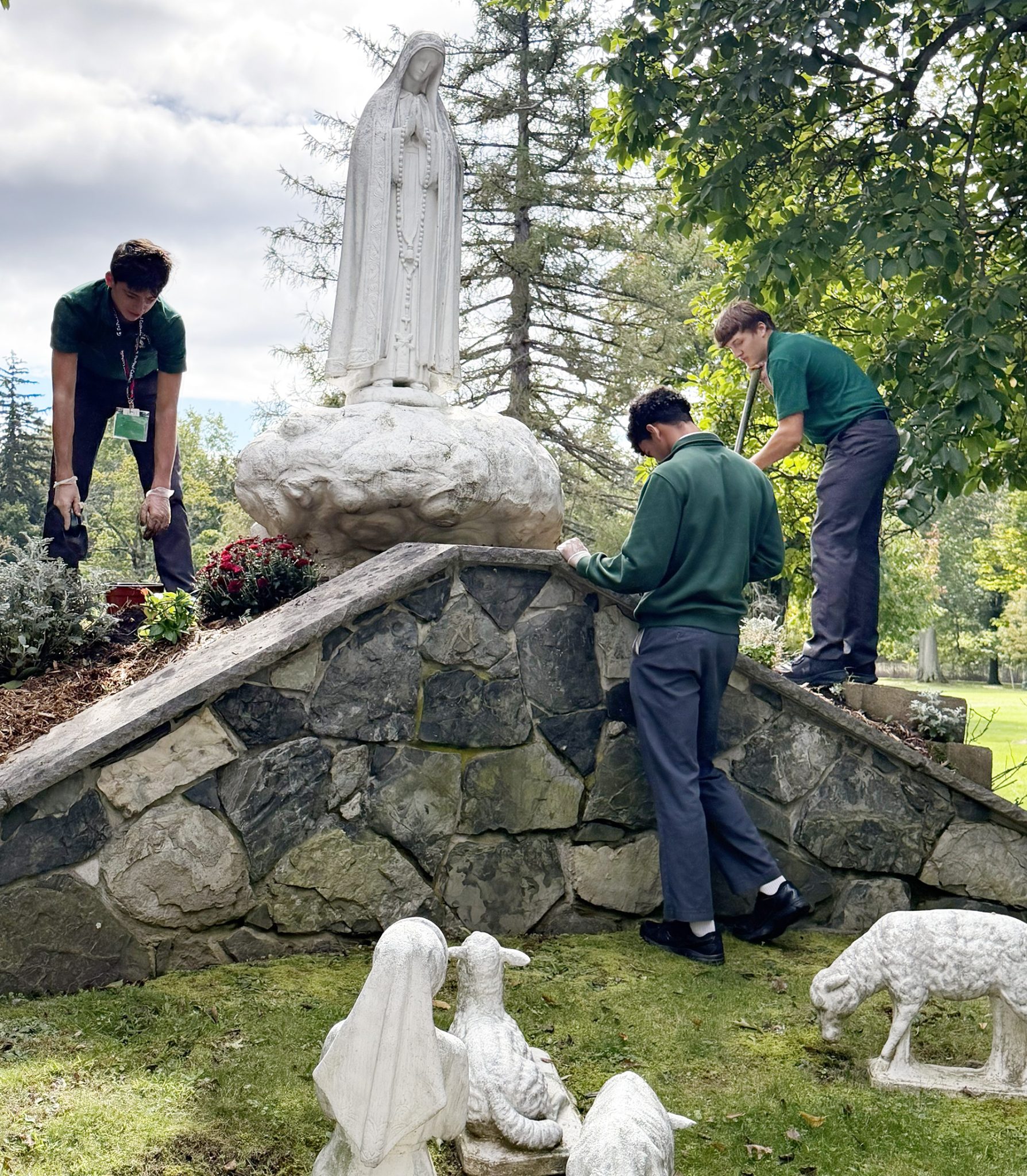 St. Vincent Ministry Day encourages students to serve others #Catholic – “I’m happy that I have the opportunity to do this to help others,” said Michael Gilgallon, an eighth grader at Assumption School in Morristown, N.J., who took part in the Sisters of Charity of St. Elizabeth’s fifth annual St. Vincent de Paul Ministry Day on Sept. 29.
Daniel Puentes, also an eighth grader at Assumption, said he was happy to be “doing what God wanted him to do: to help others.”
“It’s good for us to be here,” said Sister of Charity Maureen Shaughnessy, general superior of the Sisters of Charity, as she welcomed about 500 students, faculty, sisters, associates and volunteers to the prayer service in Holy Family Chapel at the motherhouse in the Convent Station neighborhood of Morris Township, N.J., to kick off the day.
With this year’s theme of “Hearts on Fire,” Sister Shaughnessy said she hoped everyone’s hearts would be on fire to do what Jesus did in his life for those in need. She encouraged participants to model how saints like St. Louise de Marillac, St. Vincent de Paul, and St. Elizabeth Ann Seton embraced charity in their lives.
“Share your experience with others and set their hearts on fire,” Sister Shaughnessy said.
The theme was taken from the sentiment of a quote from St. Vincent de Paul, who said one’s vocation is to set the hearts of others on fire “to do what the Son of God did, who came to set the world on fire.”

Click here to subscribe to our weekly newsletter.

Students from eight elementary and high schools, St. Elizabeth University, also in Morris Township, and the nonprofit Josephine’s Place volunteered for projects. They packed supply bags for the Father English Center in Paterson, N.J., part of Catholic Charities of the Paterson Diocese, N.J., made portable bags for food for the St. Joseph Neighborhood Center in Camden and assembled school supplies for other nonprofits to benefit children in need.
Other groups wrote greeting cards to send to sisters and Seton Associates in nursing homes, made sandwiches and breakfast bags, and assembled “Sam Bags” with toiletries, hats, and gloves for the homeless.
In the Blessed Miriam Teresa Legacy Room at the motherhouse, students created “Blessing Bookmarks” and prayer cards for people who needed comfort and encouragement. They learned about the former Sister of Charity of St. Elizabeth who is on the road to sainthood. The room is a welcoming space that displays photographs and objects celebrating Blessed Miriam’s family, heritage, and legacy.
Giancarlo Glass and John Galka, students at DePaul Catholic High School in Wayne, N.J., planted flowers on the other side of the grounds and arranged the flowerpots at the Our Lady of Fatima grotto.
“We are sharing how beautiful God’s creation is,” said Glass, adding that he was happy to “give back to our earth, our planet, and all the other people who made this possible.”
The annual event takes months of planning with a team led by Sister of Charity Maryanne Tracey and Shannon O’Neill, co-directors of the Office of Vocation and Mission Engagement.
“It is heartwarming to see the children join with our sisters, Seton Associates, employees, partners in mission and friends as they work on their projects,” said Sister Tracey.
O’Neill said the students and other volunteers must understand where “the work of their hands is going” so they bring representatives of the nonprofits to St. Vincent Day to explain their ministries. Beyond the community service, she said, the experience allows the students to get to know other students from different socioeconomic backgrounds and different parts of the state and have fun.
Sister of Charity Helen Moores said she is always happy to lend a hand with many pre-event tasks, including folding hundreds of T-shirts.
O’Neill said the students benefit greatly from the caring presence of the sisters.
“It is wonderful to see how the children respond to the sisters. They love to sit with them and talk with them,” O’Neill said.
At the opening prayer service, Sister Shaughnessy told those gathered that everyone is called to care for others “whether it is convenient or inconvenient,” just like the Good Samaritan did. We are challenged, she said, to recognize everyone as a sister or brother.
“You will be making a difference by your presence, prayer and action,” Sister Shaughnessy said.
Students from De Paul Catholic High School in Wayne, N.J., volunteer to plant flowers on the motherhouse grounds and organize the flowerpots at the Our Lady of Fatima grotto during the Sisters of Charity of St. Elizabeth’s 5th annual St. Vincent de Paul Ministry Day on Sept. 29.